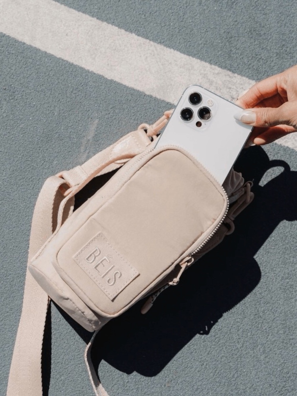 BEIS The Water Bottle Sling Bag